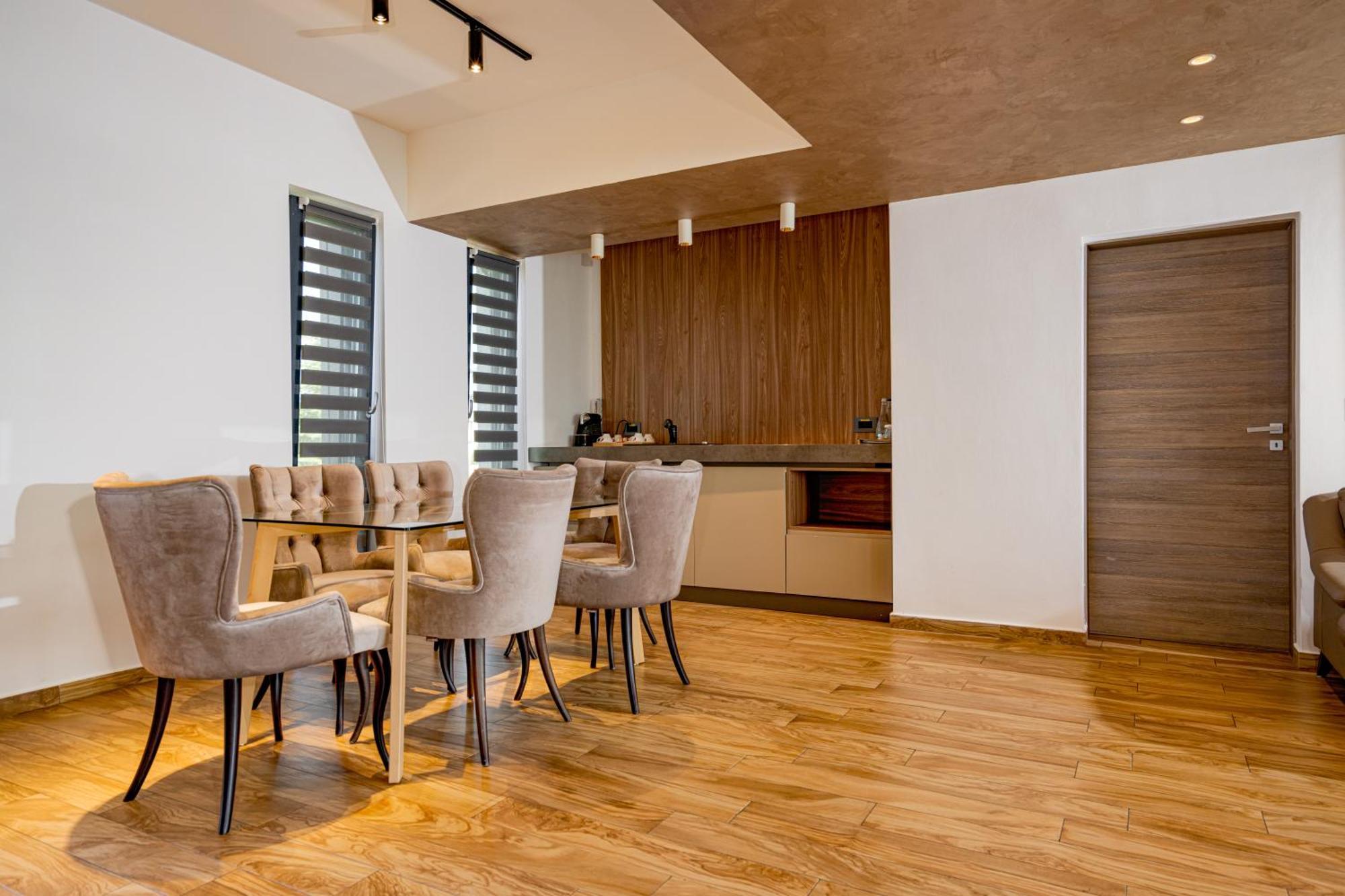 Hotel Serenity 4*